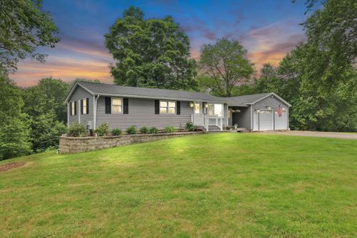 1117 N Grand Street, Suffield, CT, 06093 | Card Image