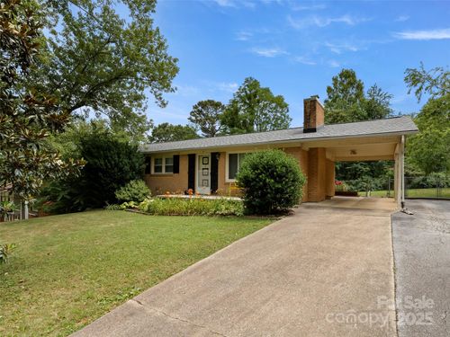 7 Morgan Blvd, Arden, NC, 28704-3005 | Card Image