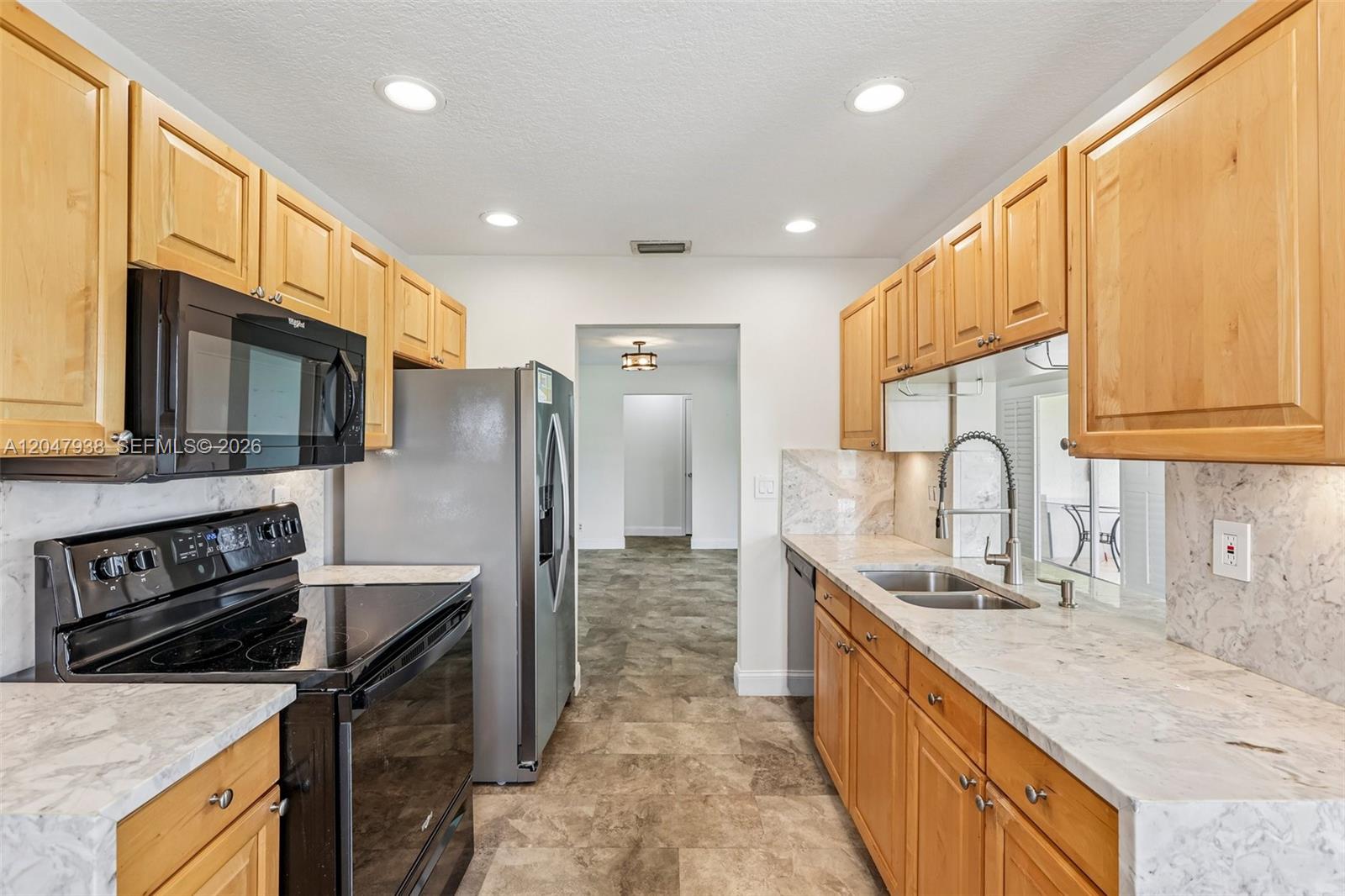 Residential in Plantation 4