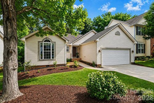 6708 Allness Glen Ln, Charlotte, NC, 28269-7131 | Card Image