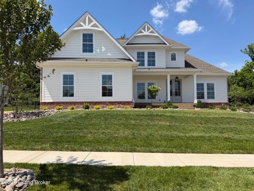 4011 Thomas Farm Dr, Louisville, KY, 40299-8454 | Card Image