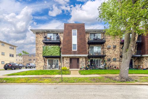 101-7008 Oconnell Dr, Chicago Ridge, IL, 60415-1151 | Card Image