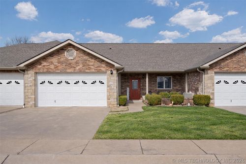 607 St Andrews Cir, Grove, OK, 74344 | Card Image