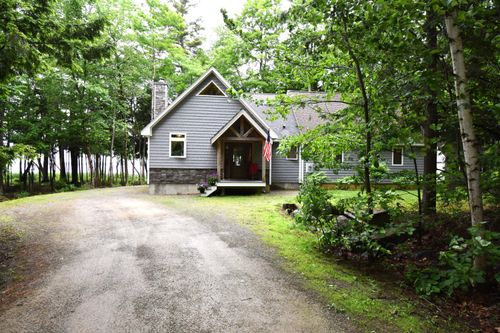 107 Shady Lane, Newport, ME, 04953 | Card Image