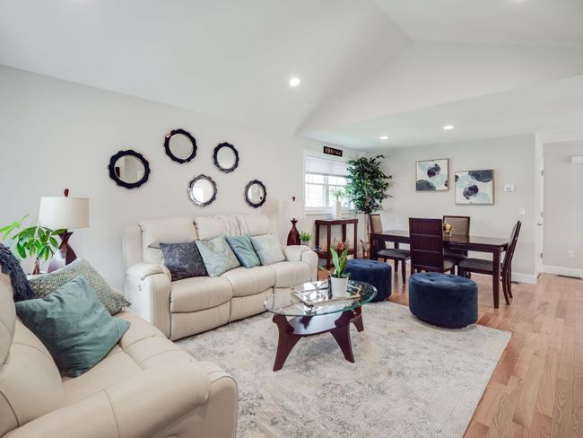 15 Pasture Ln, Condo with 2 bedrooms, 2 bathrooms and null parking in Nashua NH | Image 4