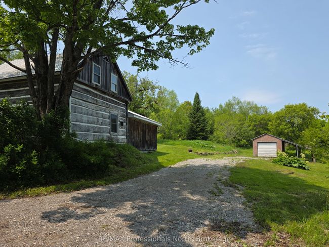 1537 Tulip Rd, House other with 2 bedrooms, 1 bathrooms and 4 parking in Algonquin Highlands ON | Image 25