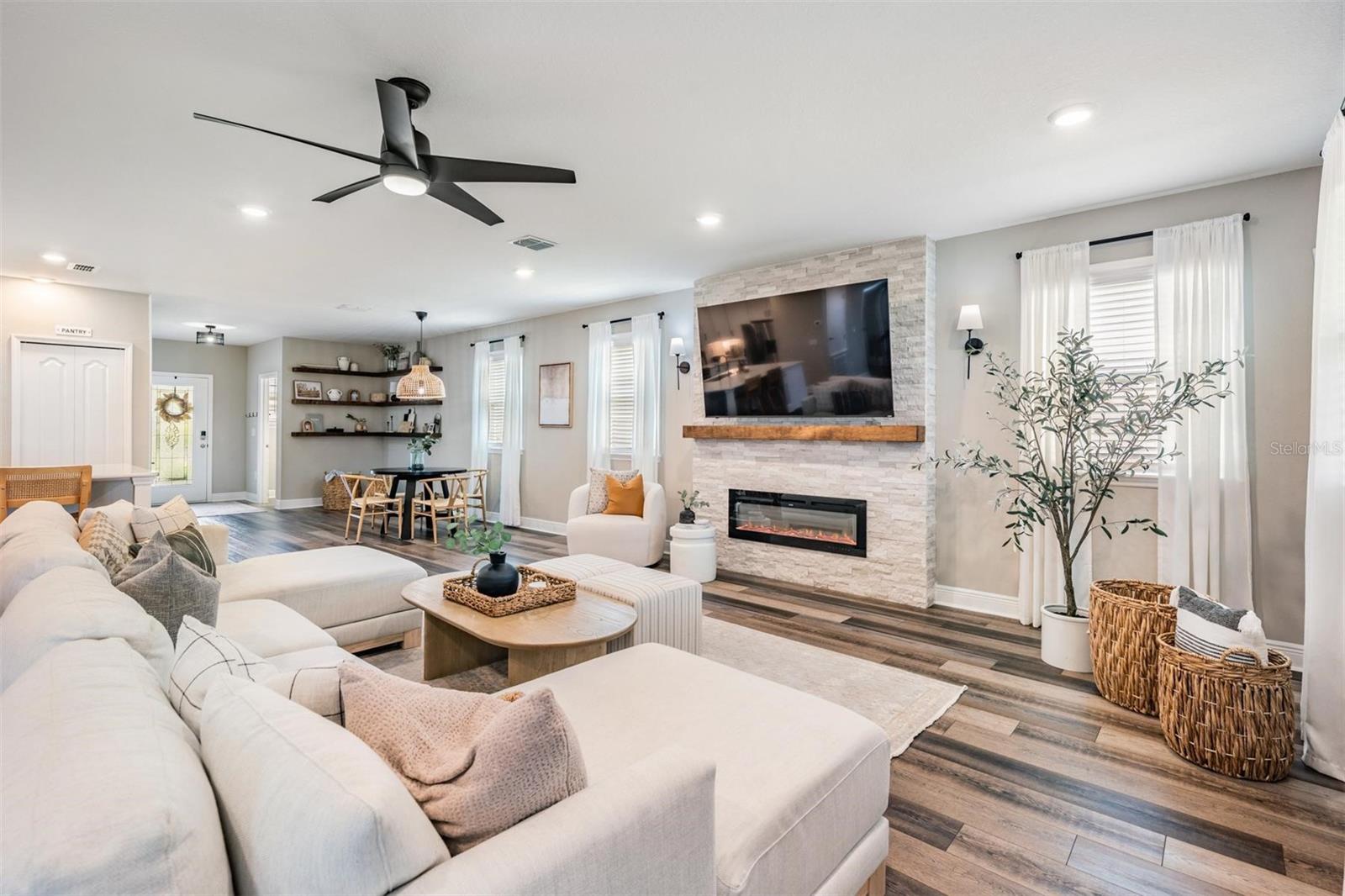 Residential in WESLEY CHAPEL 5