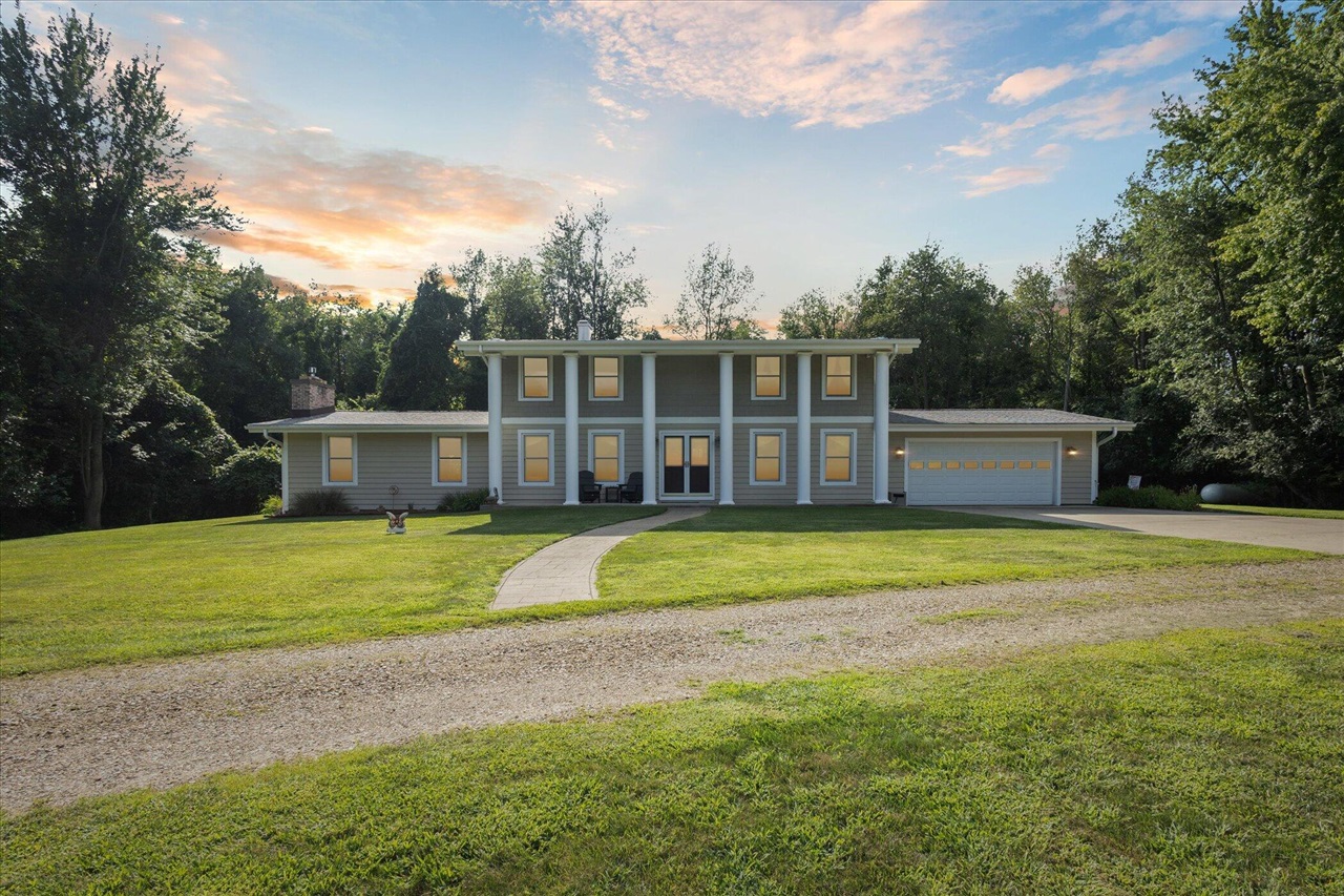 Vrooman Rd, Jackson, MI 49201