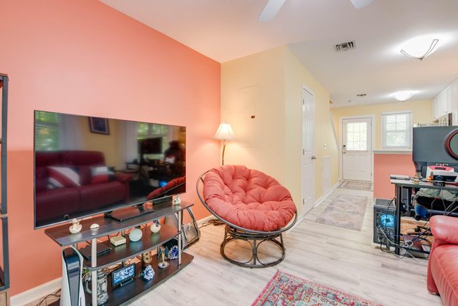 Livingroom | Image 8
