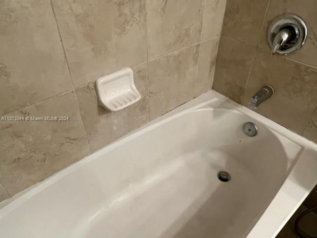 APT-218 - 10600 Nw 88 Th St, Condo with 3 bedrooms, 3 bathrooms and null parking in Doral FL | Image 23