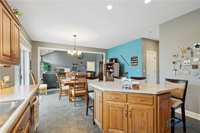 UNIT-113 - 1121 Town Line Rd, Condo with 2 bedrooms, 3 bathrooms and 4 parking in Bryan OH | Image 16
