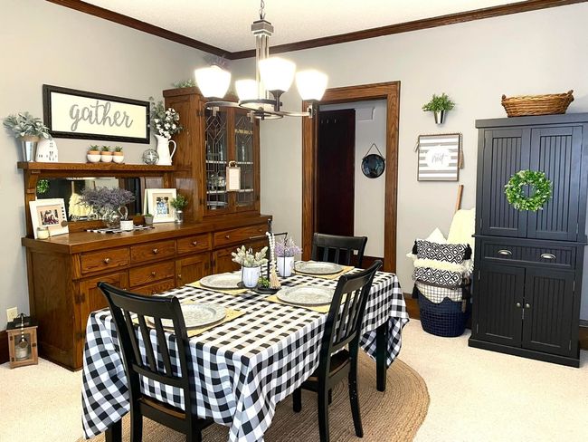 204 N Oak St, Home with 3 bedrooms, 1 bathrooms and null parking in Villa Grove IL | Image 8