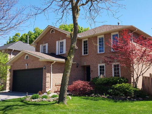 37 Elmsley Dr, Richmond Hill, ON, L4C8N7 | Card Image