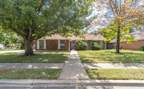 2411 Raintree Path, Round Rock, TX, 78664-7774 | Card Image