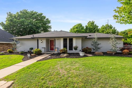 105 Pueblo Cir, Waxahachie, TX, 75165-1532 | Card Image