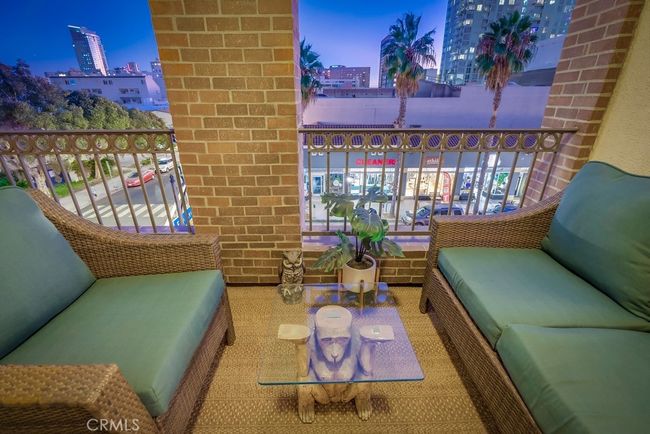 395 E 4th #41 Street, Condo with 2 bedrooms, 2 bathrooms and 2 parking in Long Beach CA | Image 59