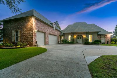 40203 Dove Estates Ct, House other with 4 bedrooms, 4 bathrooms and null parking in Gonzales LA | Image 2