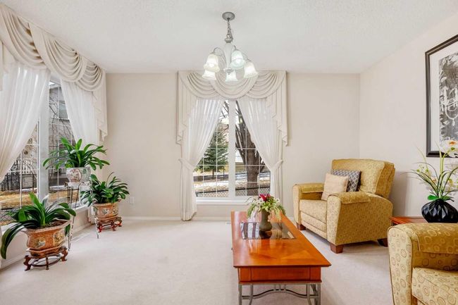 226 Everwillow Close Sw, House other with 5 bedrooms, 4 bathrooms and 4 parking in Calgary AB | Image 16