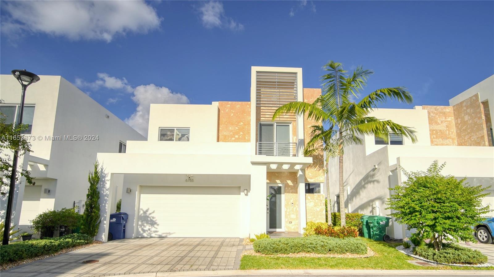 103rd Ave, Doral, FL 33178