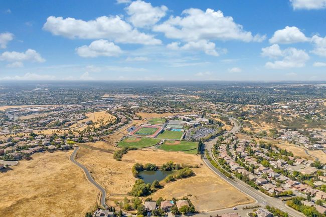 UNIT-1226 - 1200 Moon Cir, Condo with 2 bedrooms, 2 bathrooms and null parking in Folsom CA | Image 48