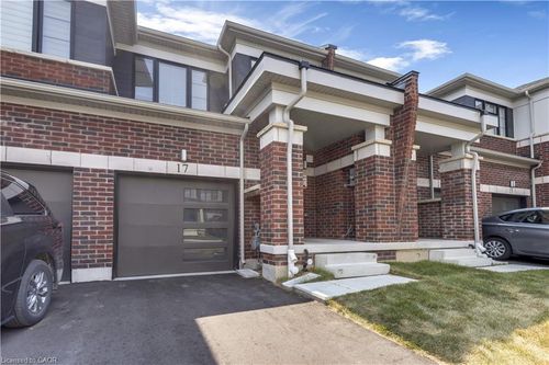 17-15 Blacklock St, Cambridge, ON, N1S0E6 | Card Image