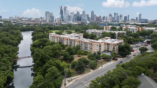 unit-5031-1900 Barton Springs Rd, Austin, TX, 78704-1471 | Card Image