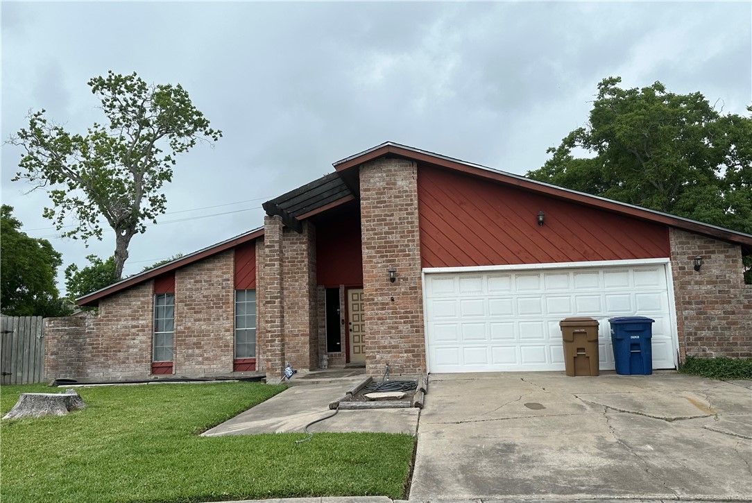 Canyon Creek Dr, Corpus Christi, TX 78413