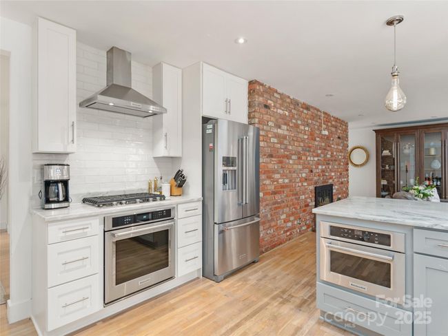 Kitchen | Image 8