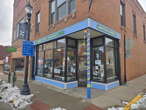 95 W Main St, Platteville, WI, 53818-3130 | Card Image