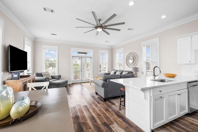 Dining and Kitchen | Image 15