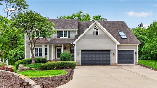 416 Nw Highcliffe Cir, Lees Summit, MO, 64081 | Card Image