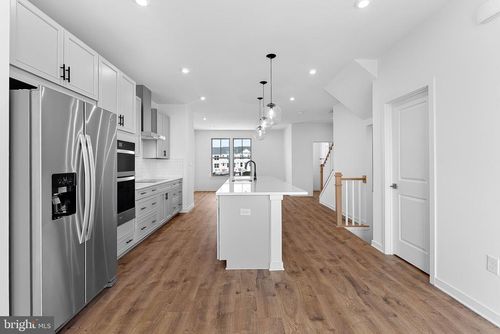 19659 Sepia Sq, Ashburn, VA, 20147-4684 | Card Image