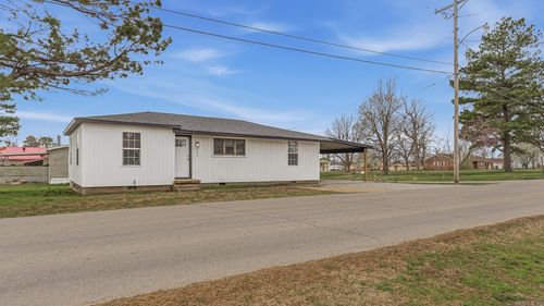 207 W Franklin St, Marmaduke, AR, 72443-9584 | Card Image
