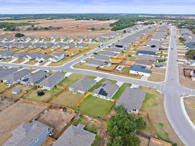 204 Hunter Loop, House other with 3 bedrooms, 2 bathrooms and null parking in Bertram TX | Image 15