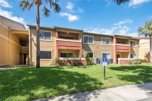 apt-202-662 Kenwick Cir, CASSELBERRY, FL, 32707-4279 | Card Image