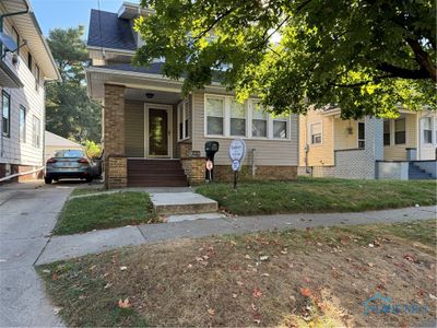 4136 Thornton Avenue, House other with 3 bedrooms, 1 bathrooms and 1 parking in Toledo OH | Image 1