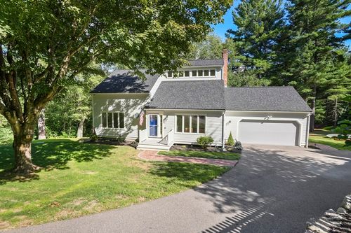 6 Barrows Rd, Mendon, MA, 01756-1100 | Card Image