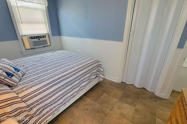 113 New Brunswick Ave, Home with 6 bedrooms, 3 bathrooms and null parking in Lavallette NJ | Image 32