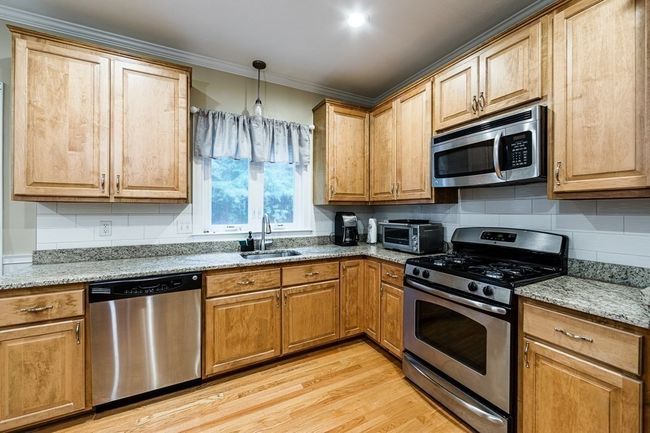 UNIT-6 - 181 Chestnut St, Condo with 2 bedrooms, 4 bathrooms and 2 parking in Foxboro MA | Image 7