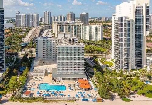 823-19201 Collins Ave, Sunny Isles Beach, FL, 33160-2202 | Card Image