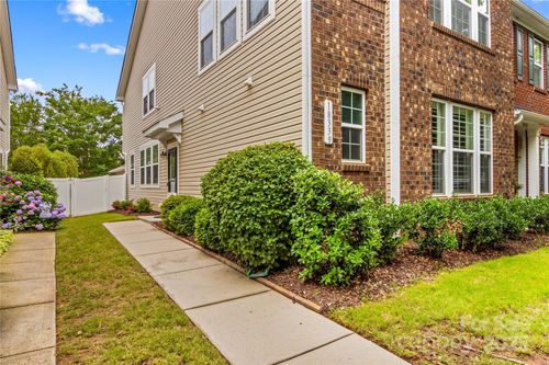 18339 The Commons Blvd, Cornelius, NC, 28031-7136 | Card Image