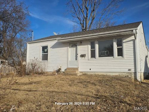 3668 Dixie Dr, Saint Ann, MO, 63074-2422 | Card Image