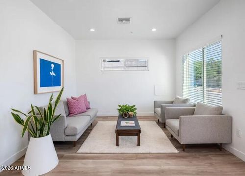 03-4202 N 10th St, Phoenix, AZ, 85014-4734 | Card Image