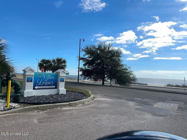 entrance | Image 20