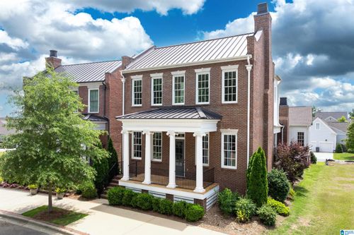 4391 Village Green Cir, HOOVER, AL, 35226-4237 | Card Image