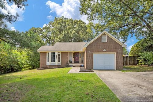 6853 Woodmark Dr, Fayetteville, NC, 28314-6458 | Card Image
