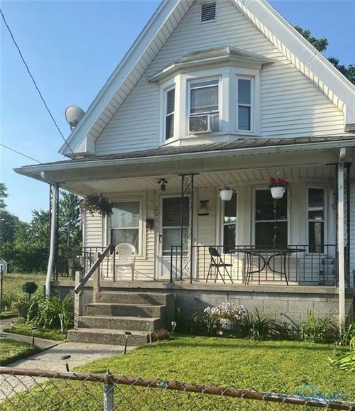 205 Eastern Ave, Toledo, OH, 43609-2612 | Card Image