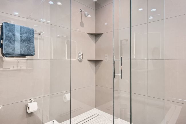 Primary Bathroom Shower | Image 14