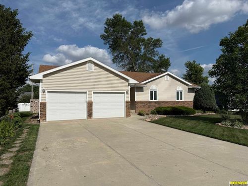 304 Broadway St, Manley, NE, 68403-3007 | Card Image
