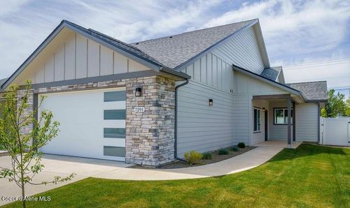 7291 N Grafton St, Coeur D Alene, ID, 83815-8433 | Card Image